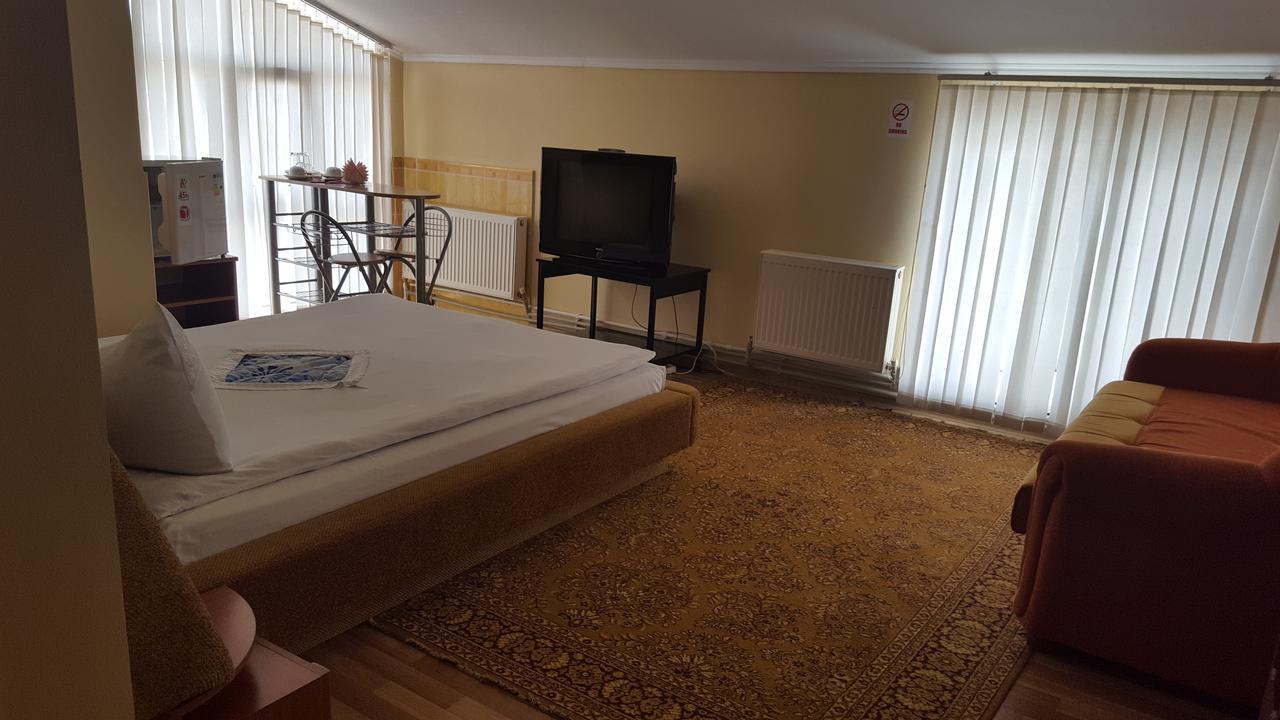 Hotel Confort Drochia Luaran gambar
