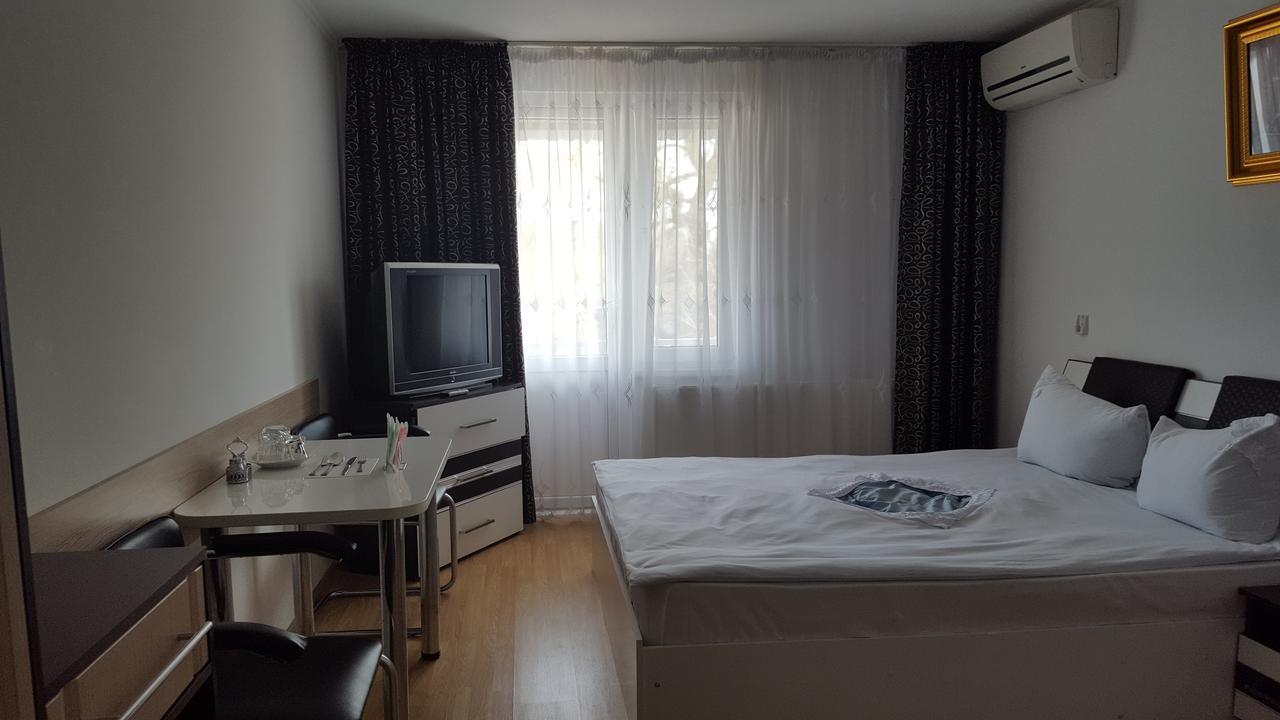 Hotel Confort Drochia Luaran gambar