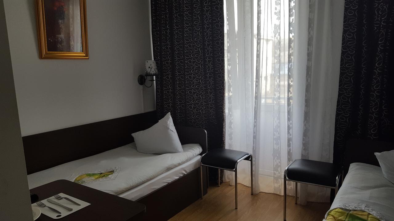 Hotel Confort Drochia Luaran gambar